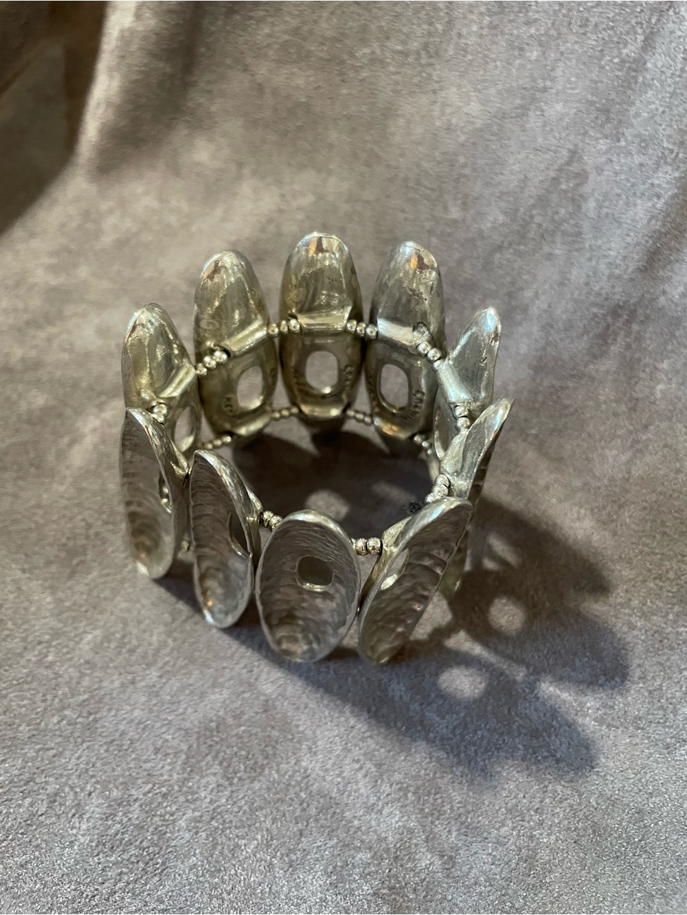 Vintage Metal Pointu's Paris Brutalist Silver Oval Shield Stretch Cuff Bracelet
